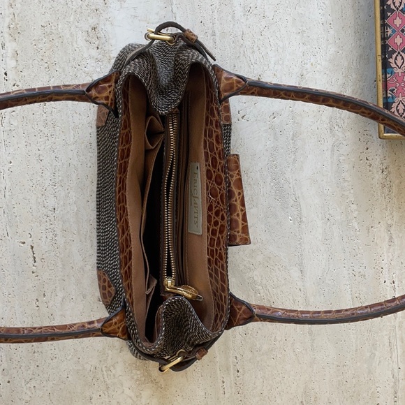 Eric Javits Raffia Shoulder Bag - Picture 3 of 4